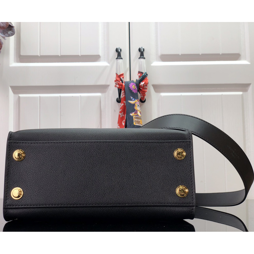 Louis VuittonOn My Side PM Tote Bag (25-20-12CM)    M57728 - DopestKickz