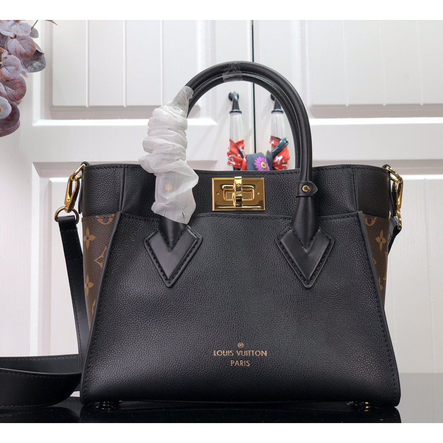 Louis VuittonOn My Side PM Tote Bag (25-20-12CM)    M57728 - DopestKickz