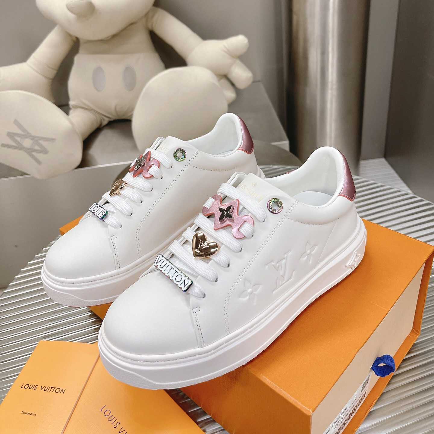 Louis Vuitton Time Out Sneaker    1AADNC - DopestKickz