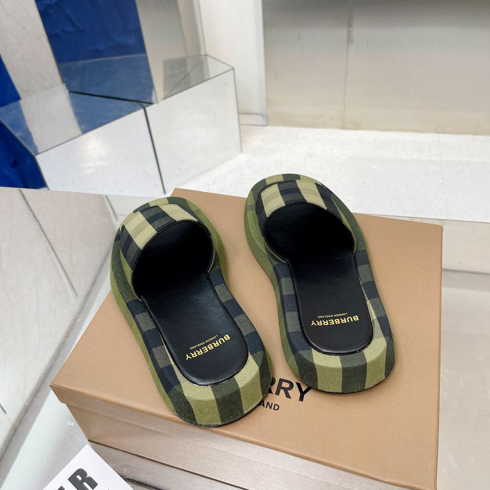 Burberry Check Cotton Slides - DopestKickz