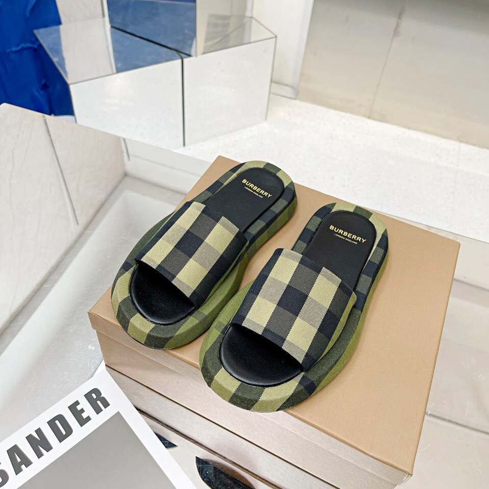 Burberry Check Cotton Slides - DopestKickz