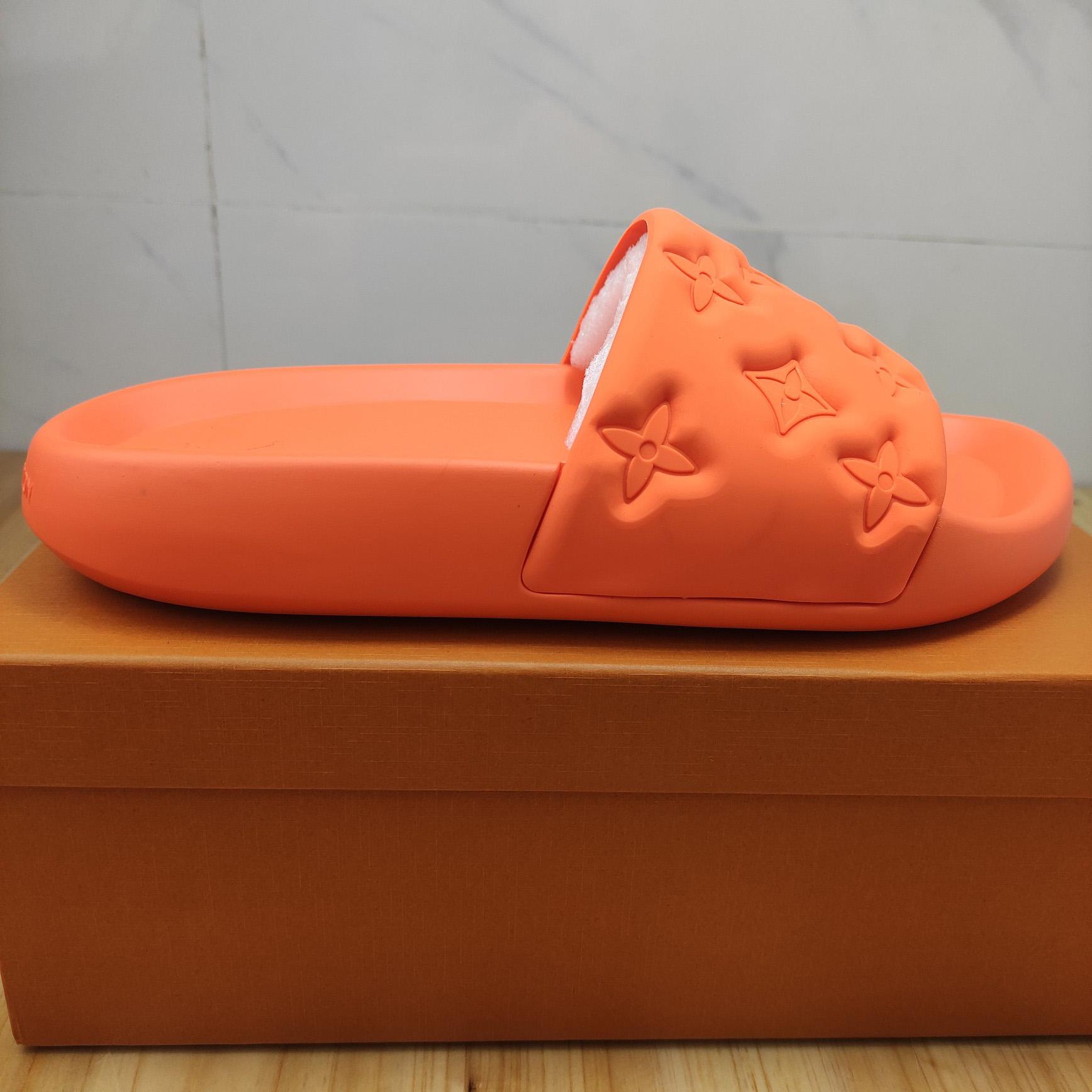 Louis Vuitton Waterfront Mule  1AA5NI - DopestKickz