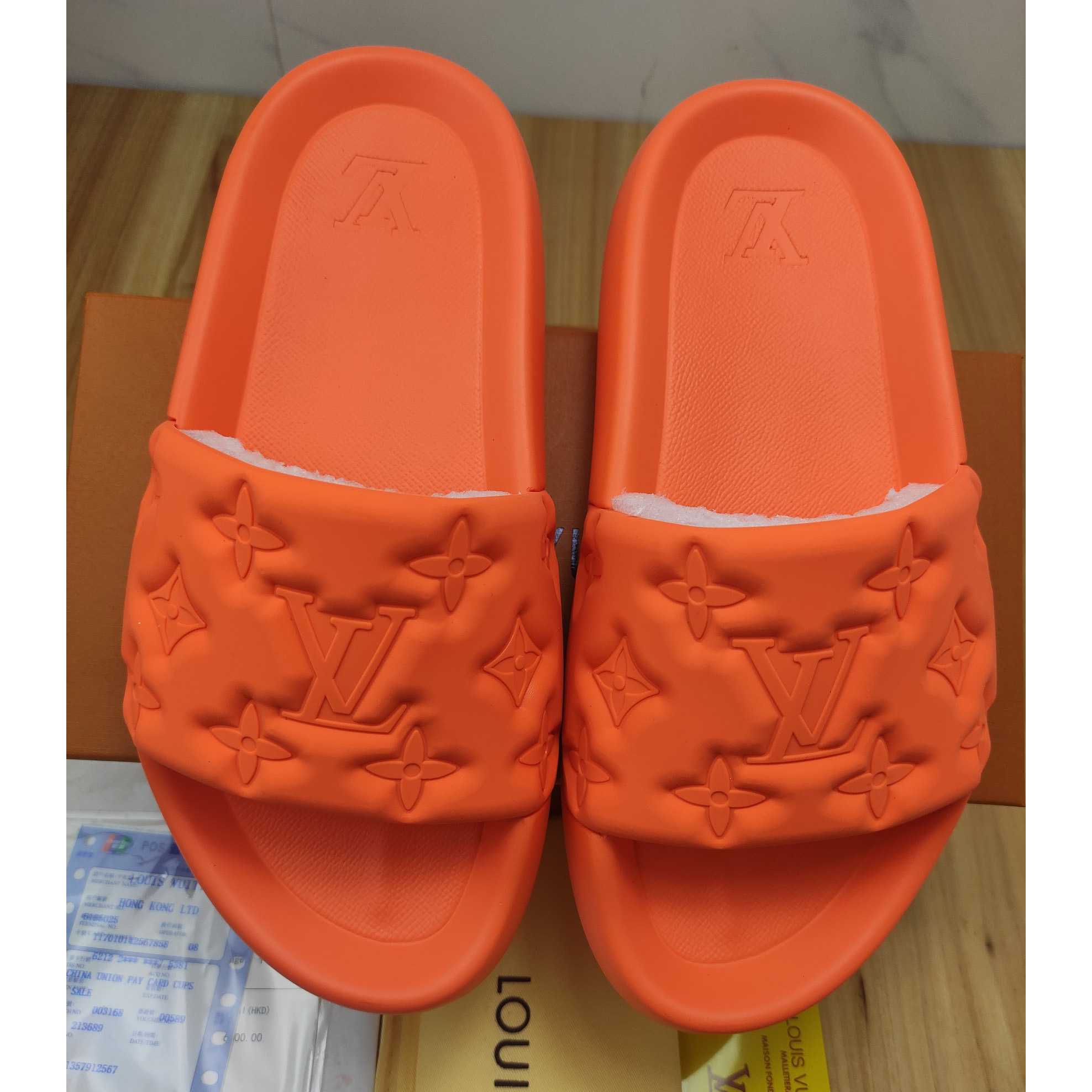 Louis Vuitton Waterfront Mule  1AA5NI - DopestKickz