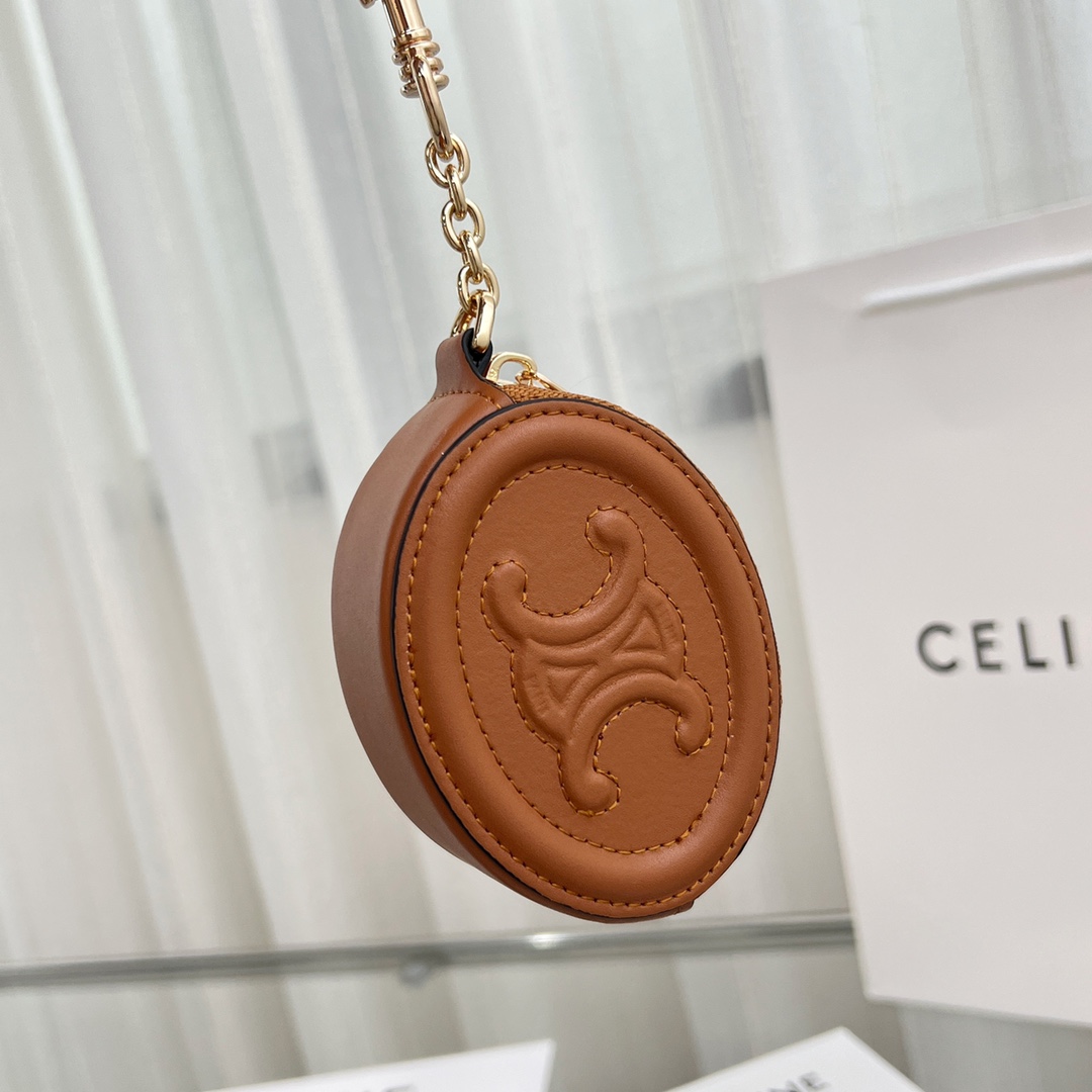 Celine Purse With Hook Cuir Triomphe In Smooth Calfskin  - DopestKickz