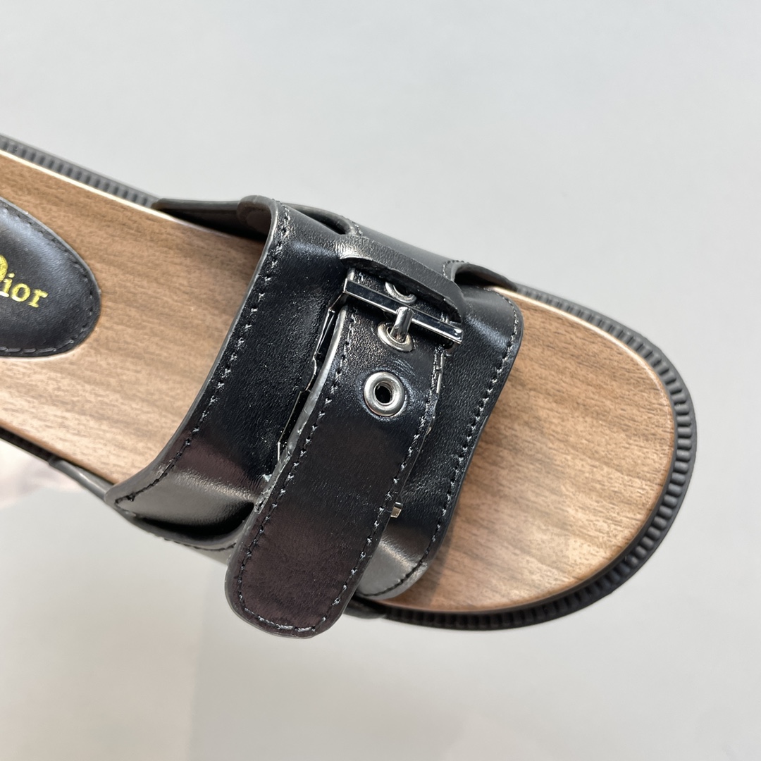 Dior Diorquake Strap Slide - DopestKickz