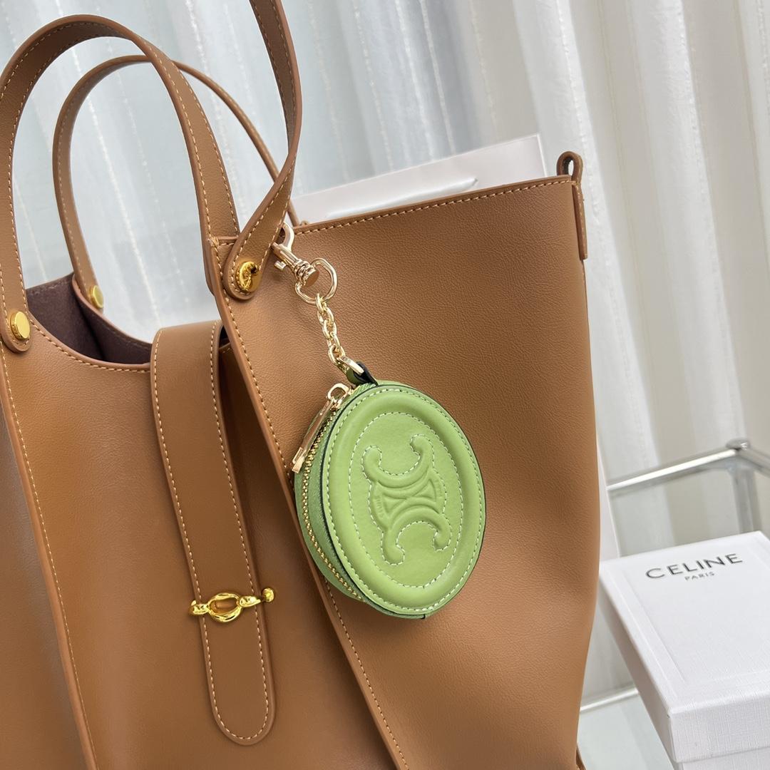 Celine Purse With Hook Cuir Triomphe In Smooth Calfskin  - DopestKickz