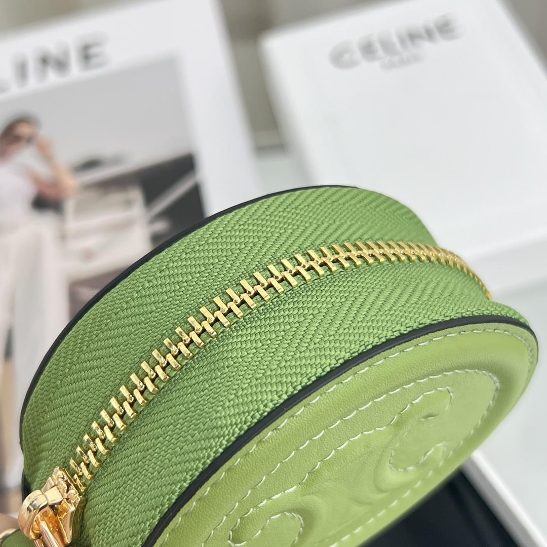Celine Purse With Hook Cuir Triomphe In Smooth Calfskin  - DopestKickz