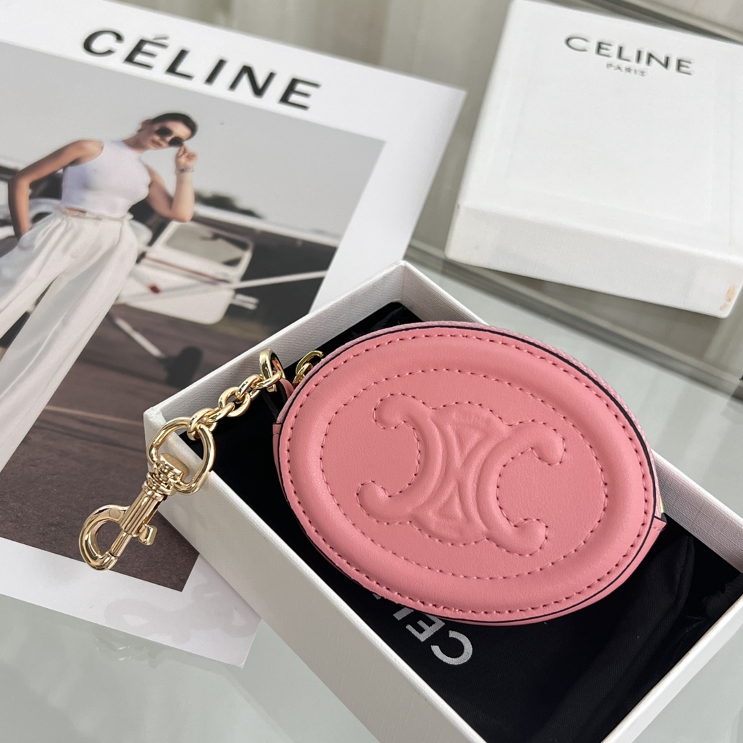 Celine Purse With Hook Cuir Triomphe In Smooth Calfskin  - DopestKickz