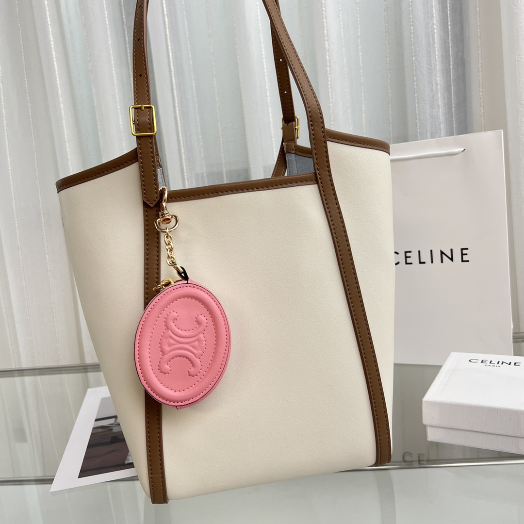Celine Purse With Hook Cuir Triomphe In Smooth Calfskin  - DopestKickz