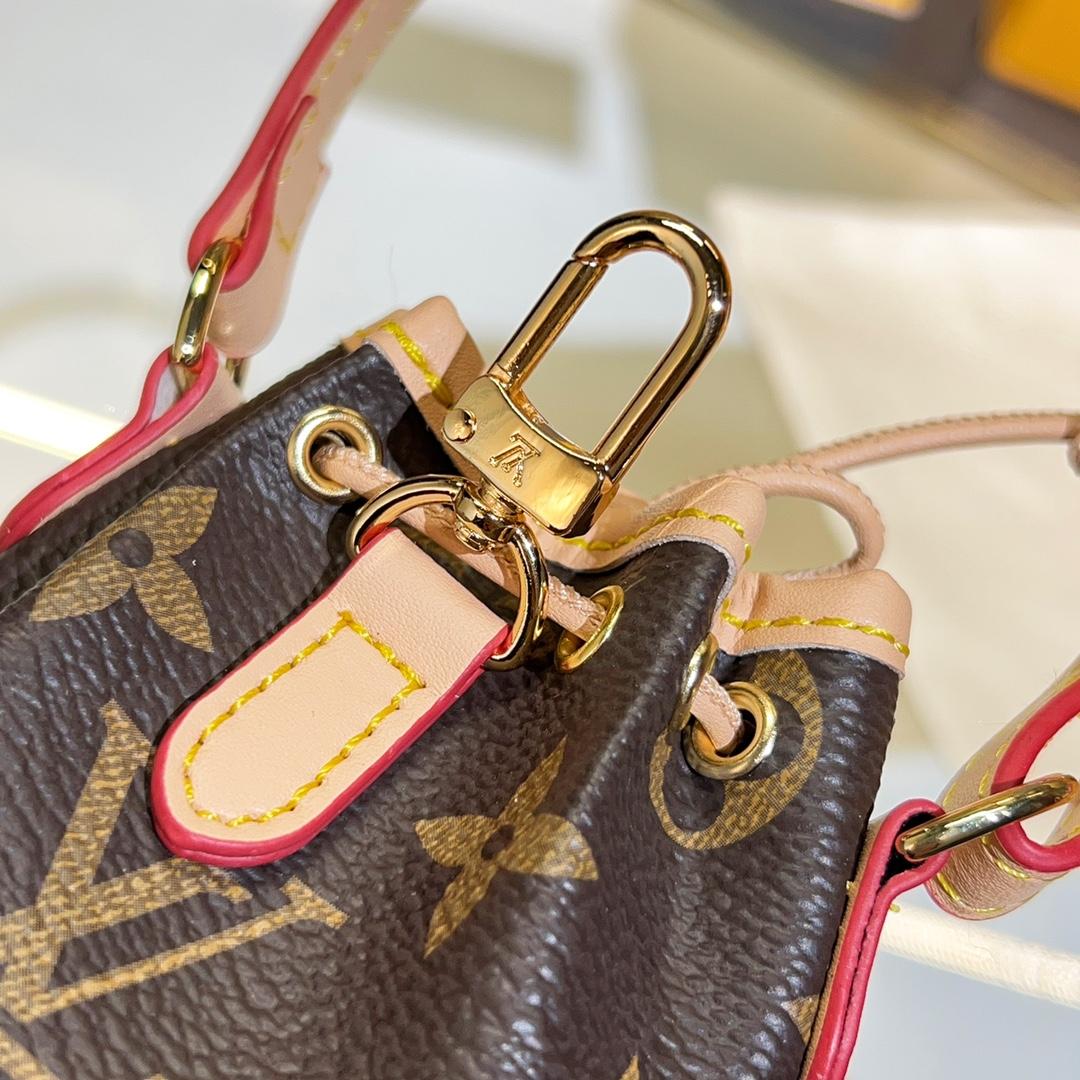 Louis Vuitton  Micro Noé Bag Charm    M00818 - DopestKickz