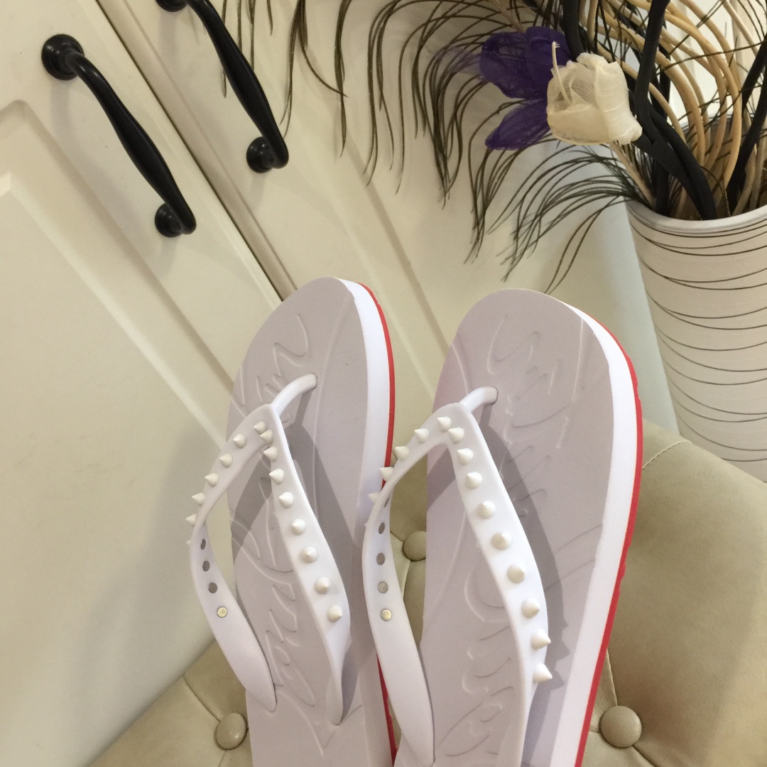 Christian Louboutin Loubi Flip Man - DopestKickz
