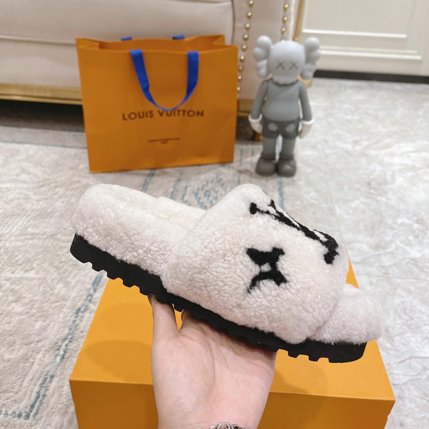Louis Vuitton Paseo Flat Comfort Mule    - DopestKickz