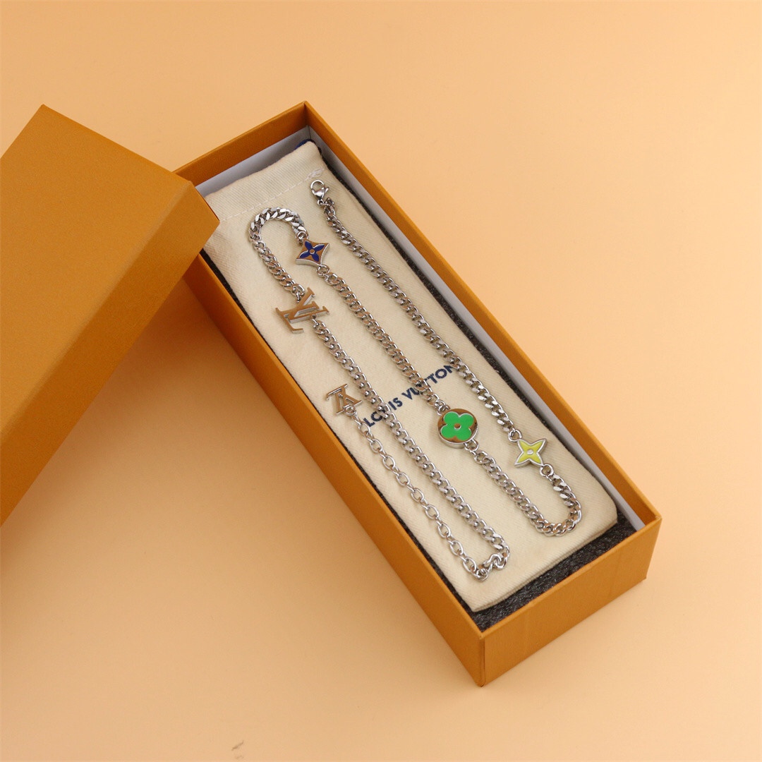 Louis Vuitton LV Sunrise Necklace   M00652 - DopestKickz