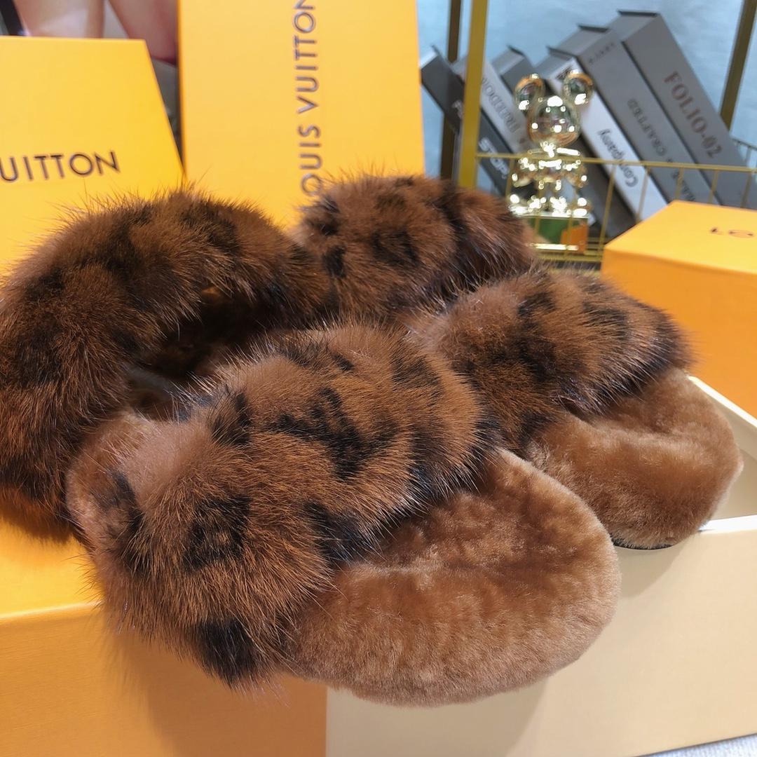 Louis Vuitton Mink Fur Bom Dia Slippers  - DopestKickz