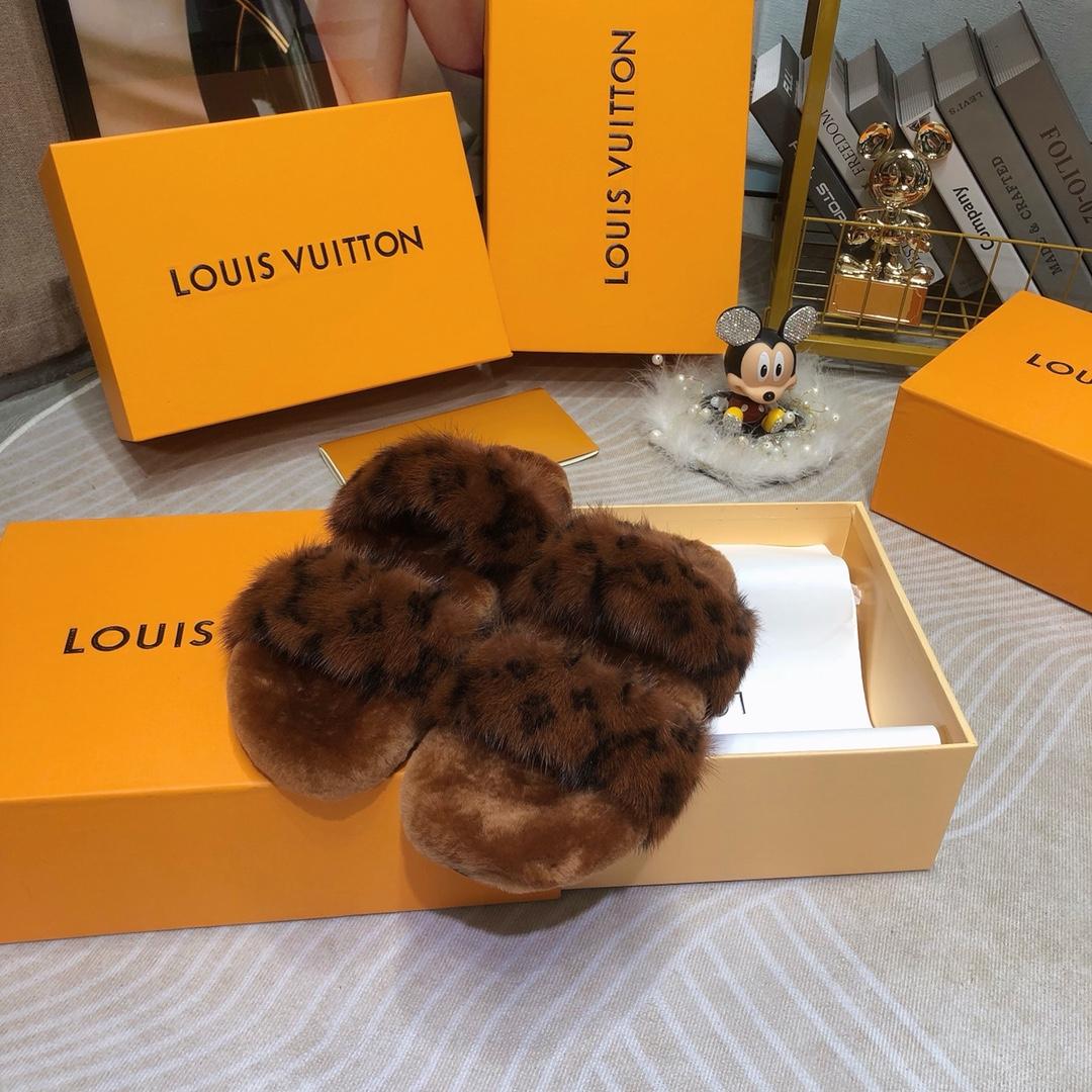 Louis Vuitton Mink Fur Bom Dia Slippers  - DopestKickz