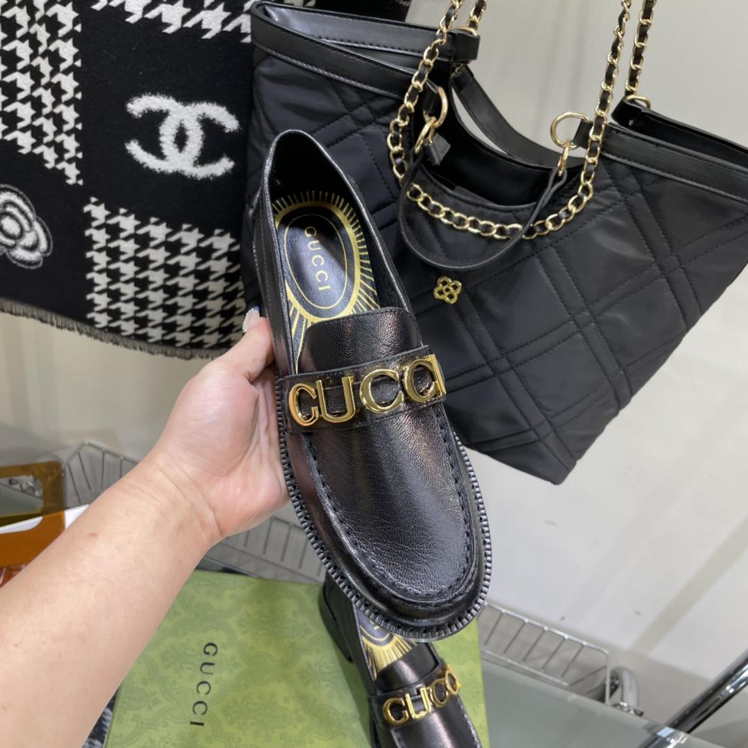 Gucci Women's Gucci Leather Loafer - DopestKickz