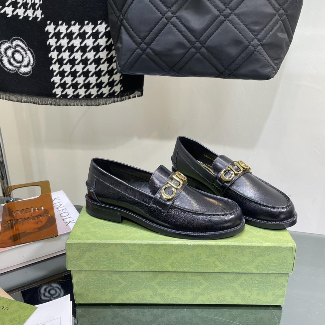 Gucci Women's Gucci Leather Loafer - DopestKickz