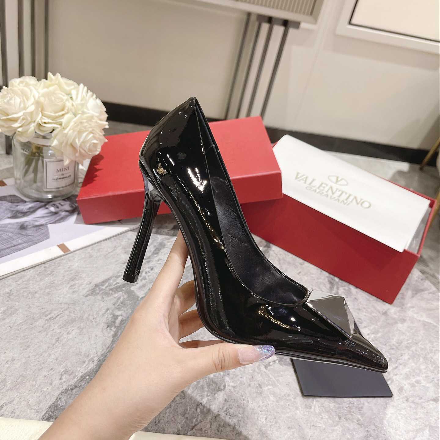 Valenti One Stud Patent Leather Pump 100mm - DopestKickz