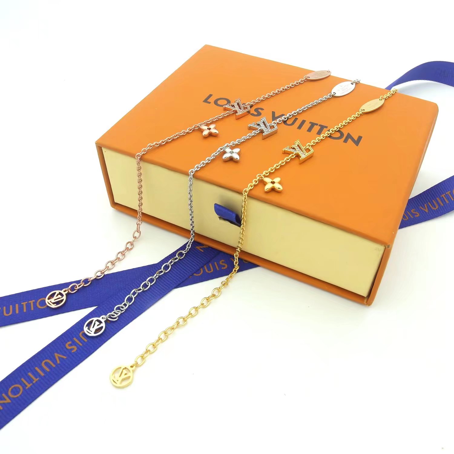 Louis Vuitton LV Iconic Bracelet   M00587 - DopestKickz