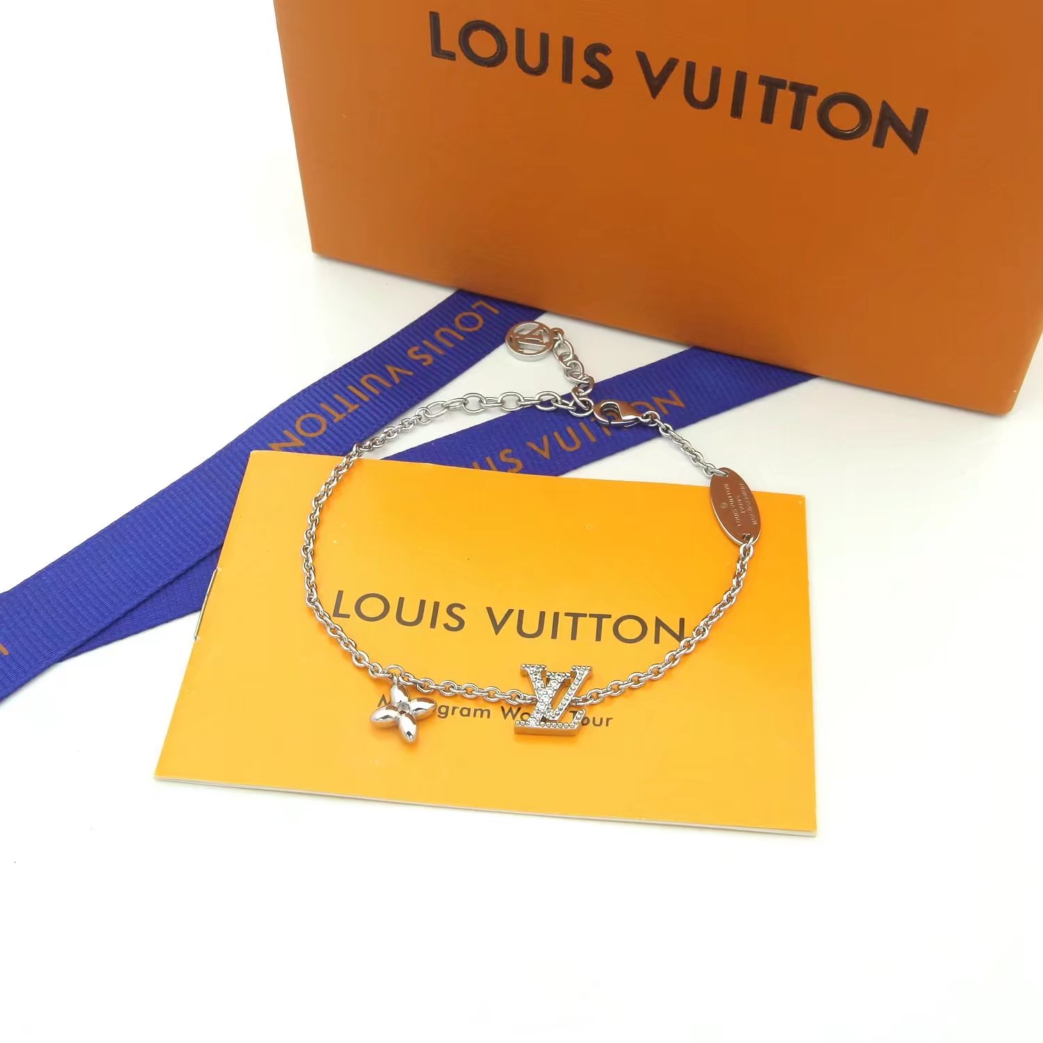 Louis Vuitton LV Iconic Bracelet   M00587 - DopestKickz