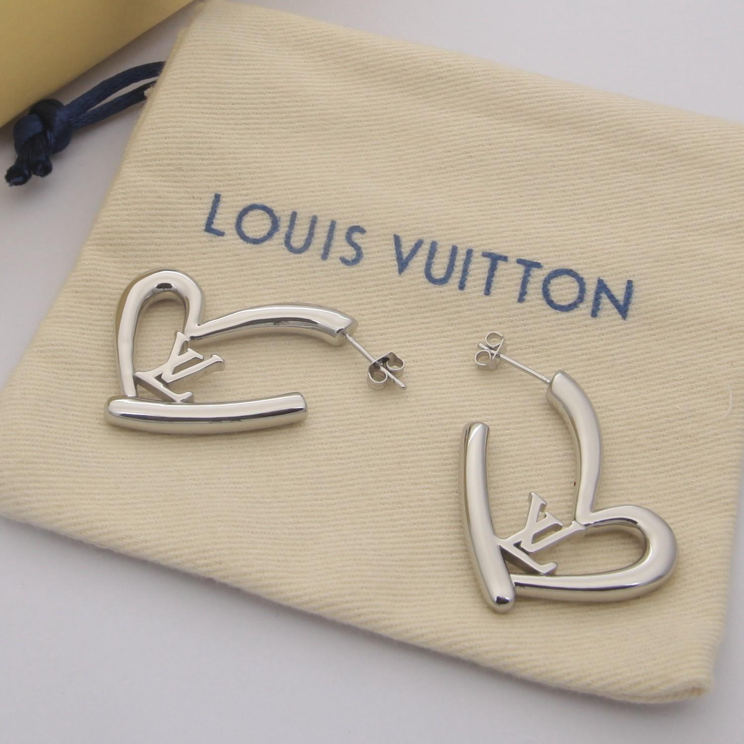 Louis Vuitton Fall in Love Earrings PM    M00463 - DopestKickz
