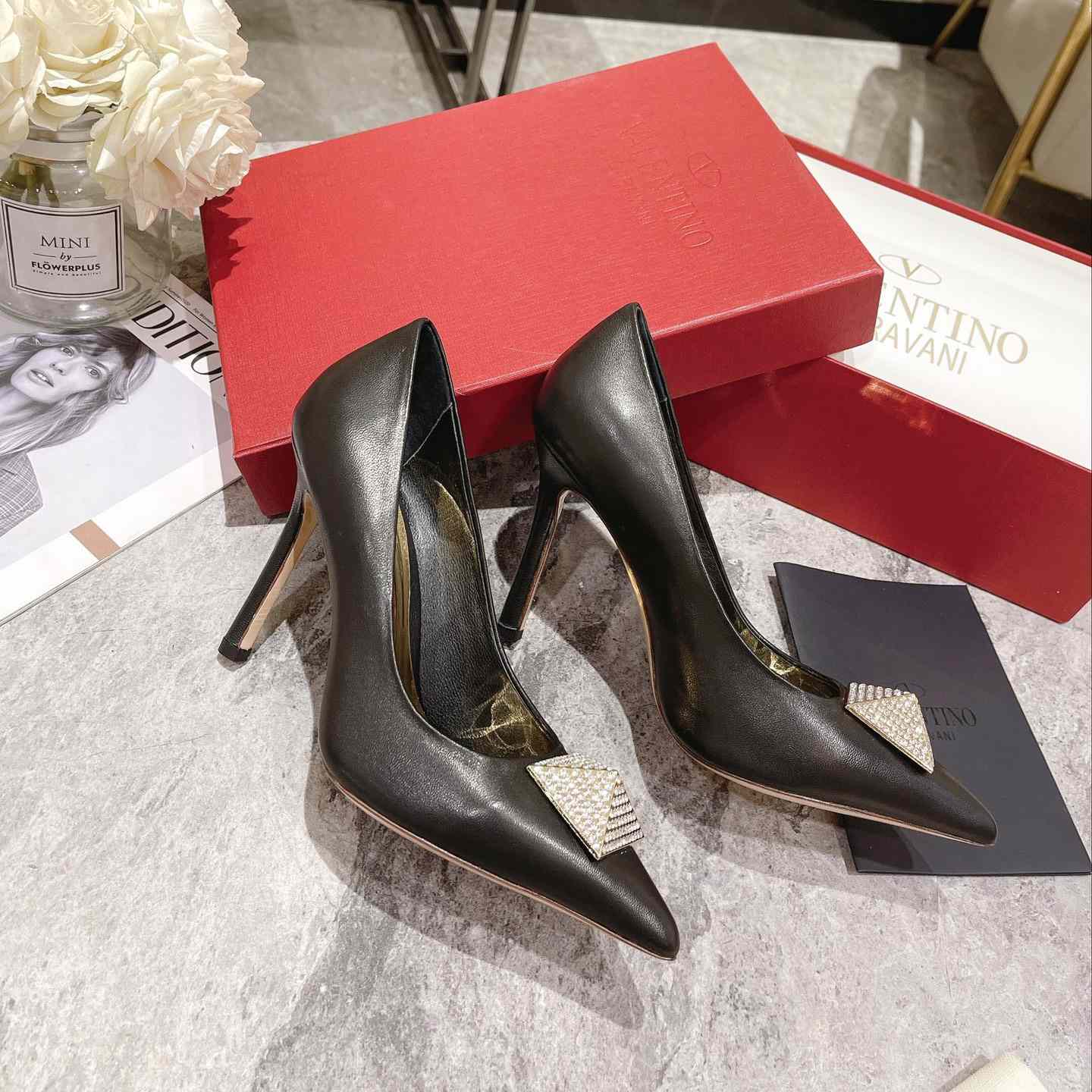 Valenti Garavani One Stud Pump With Crystal  100mm - DopestKickz