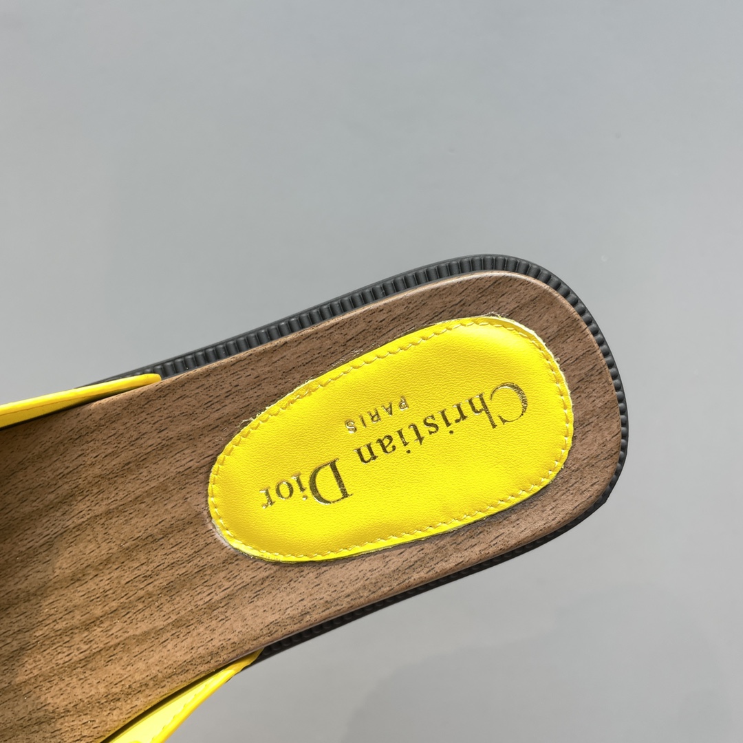 Dior Diorquake Strap Slide - DopestKickz