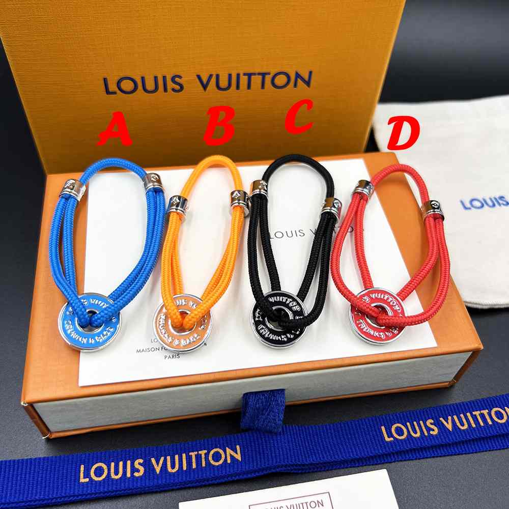 Louis VuittonLV Disc Bracelet    M00654 - DopestKickz