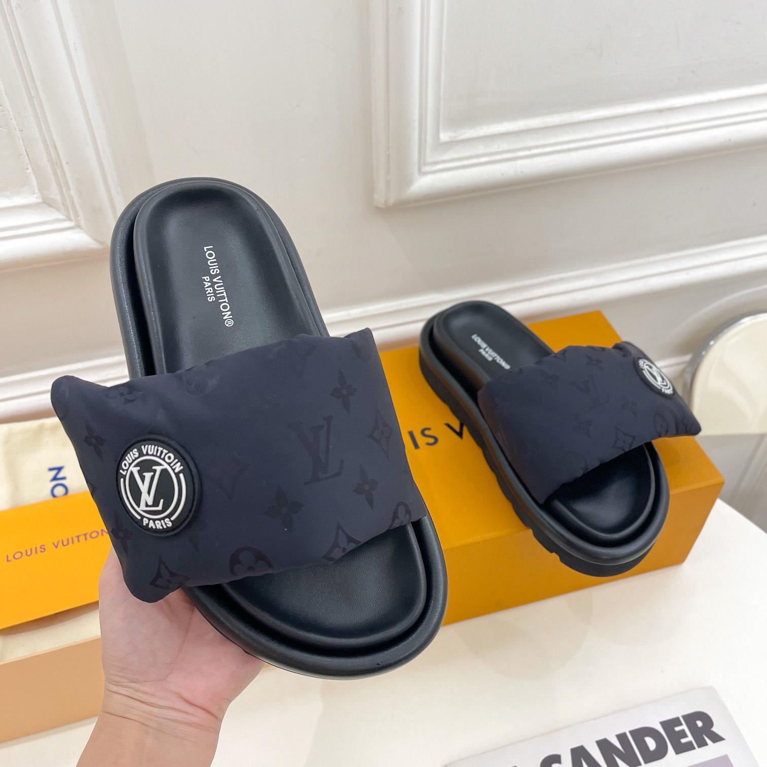 Louis Vuitton Pool Pillow Comfort Mule       - DopestKickz