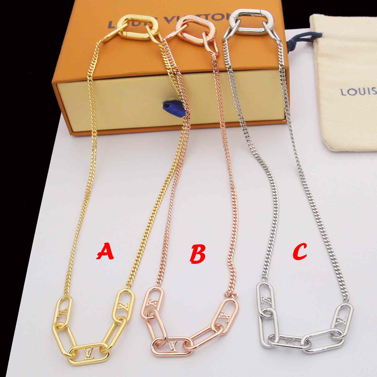 Louis Vuitton Mini Signature Chain Necklace   M00324 - DopestKickz