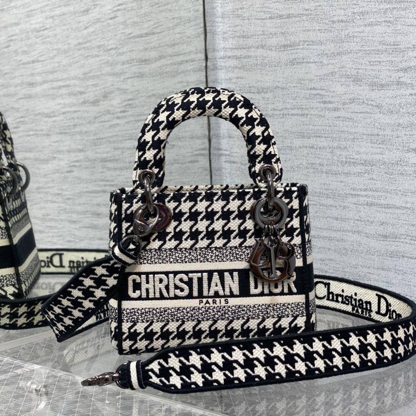 Dior Mini Lady D-Lite Bag   17cm - DopestKickz