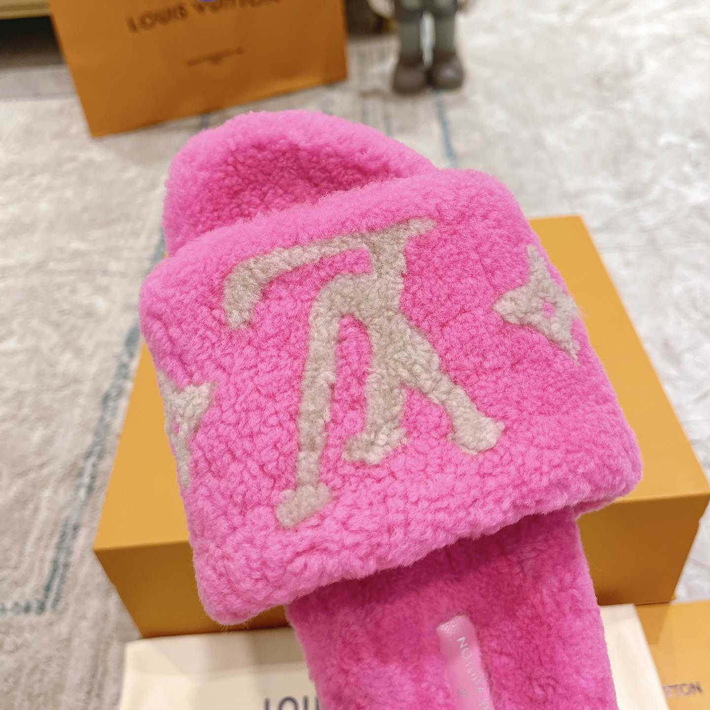 Louis Vuitton Paseo Flat Comfort Mule    - DopestKickz