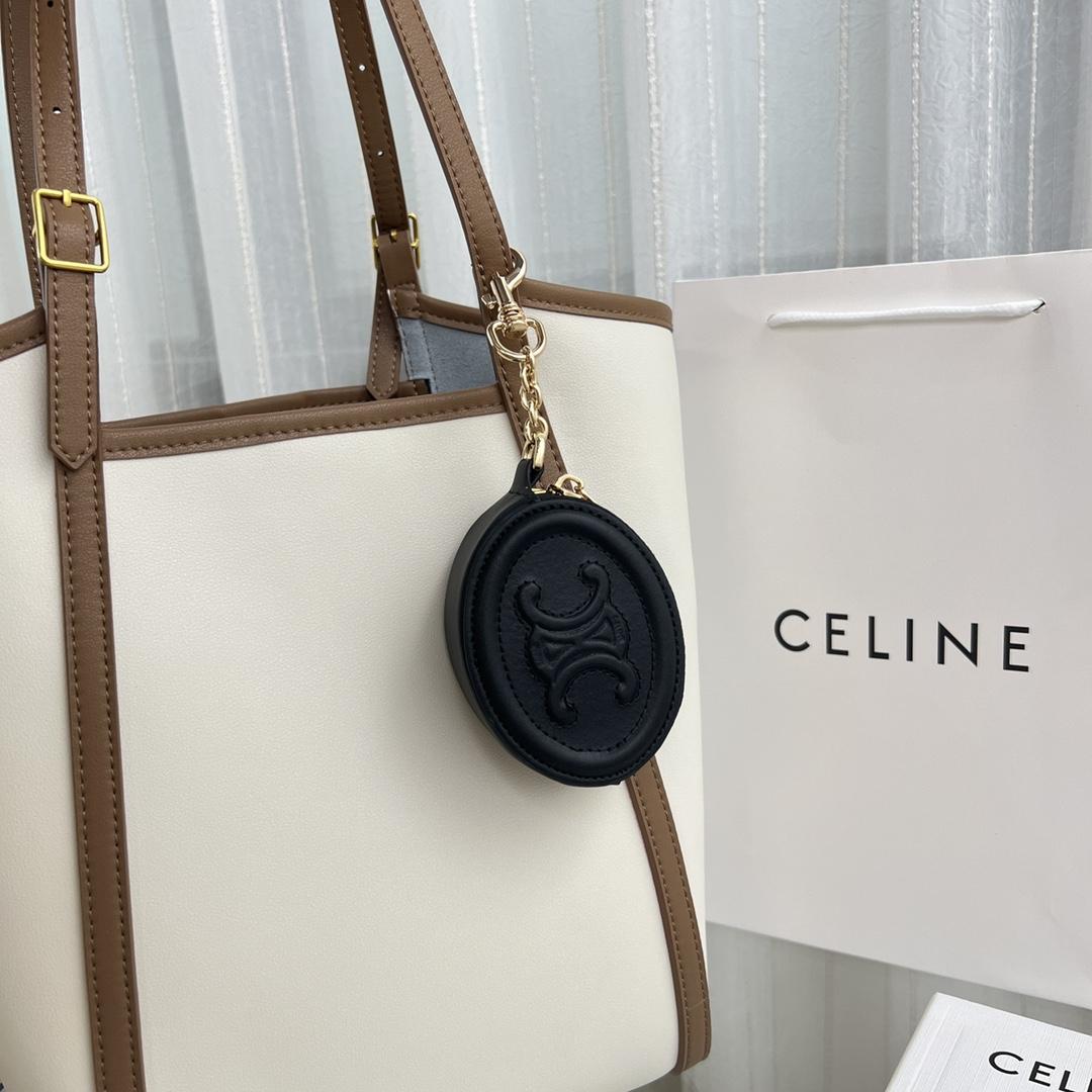 Celine Purse With Hook Cuir Triomphe In Smooth Calfskin  - DopestKickz