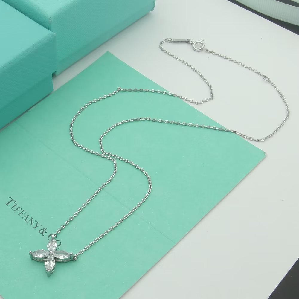 Tiffany&CO Pendant - DopestKickz