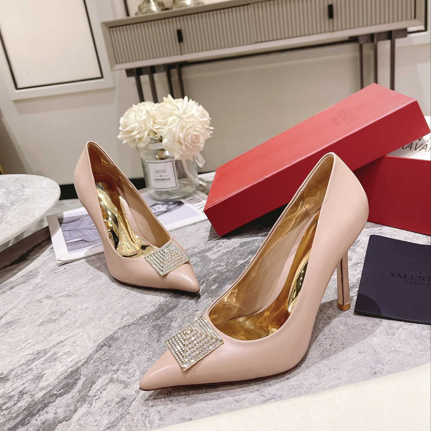 Valenti Garavani One Stud Pump With Crystals  100mm - DopestKickz