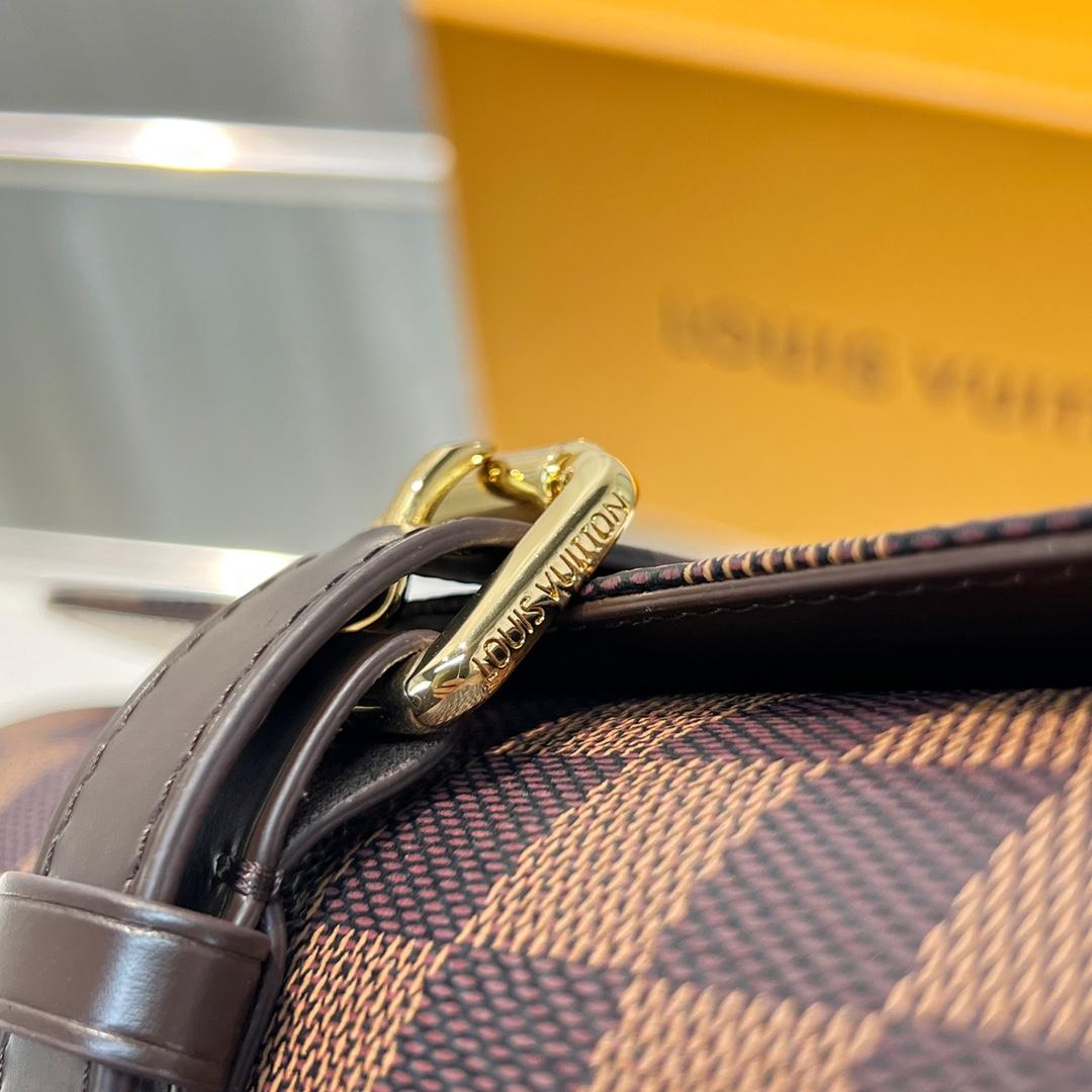 Louis Vuitton  3 Watch Case    - DopestKickz