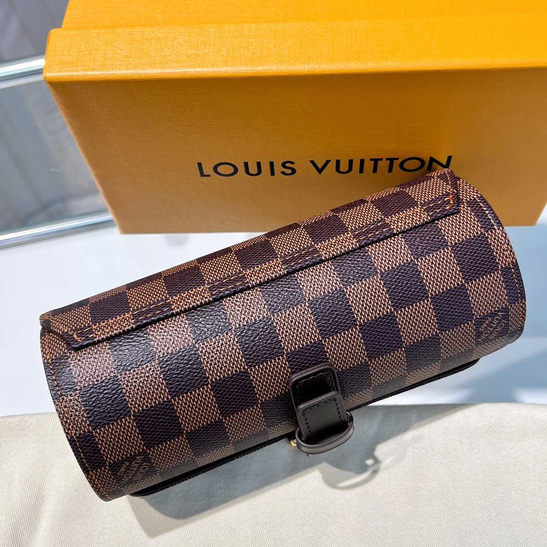 Louis Vuitton  3 Watch Case    - DopestKickz