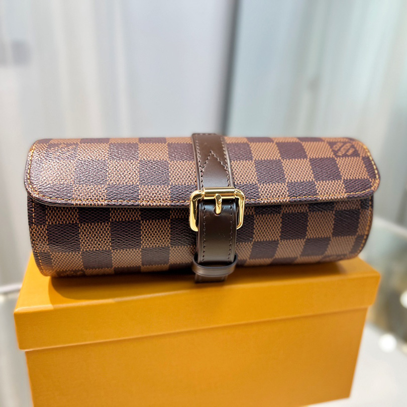 Louis Vuitton  3 Watch Case    - DopestKickz