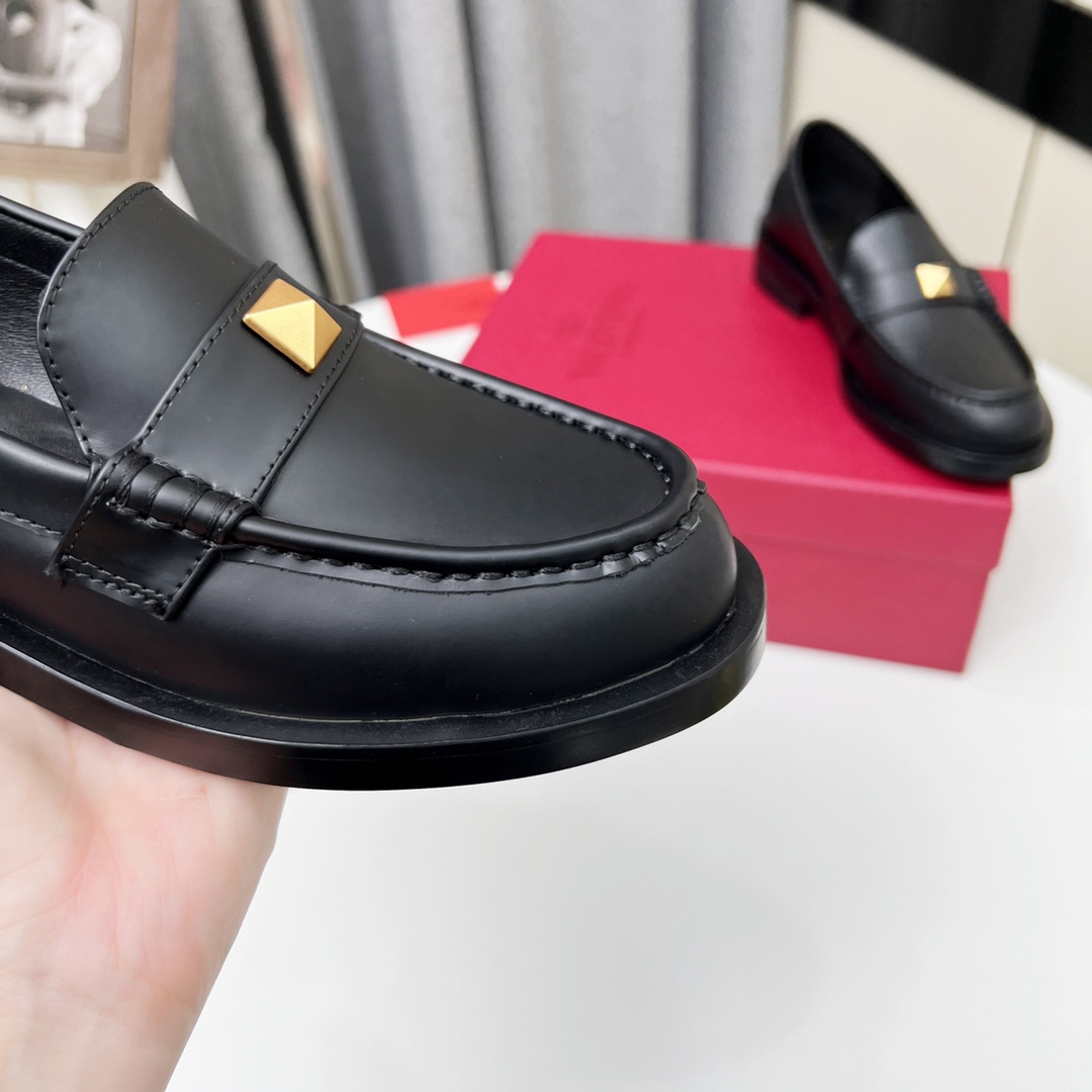 Valenti Roman Stud Brushed Calfskin Loafer 30mm - DopestKickz