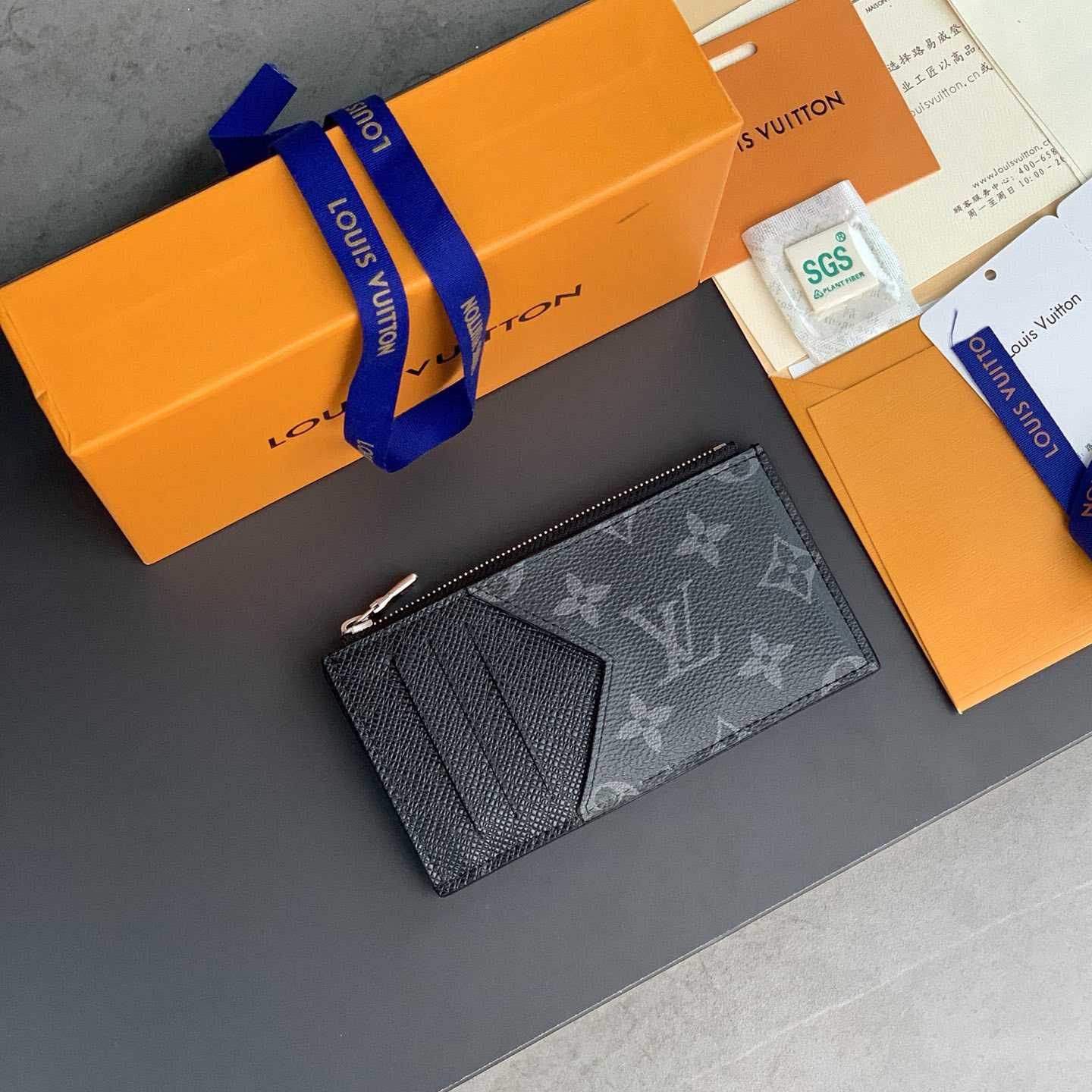 Louis Vuitton Coin Card Holder     M64038 - DopestKickz