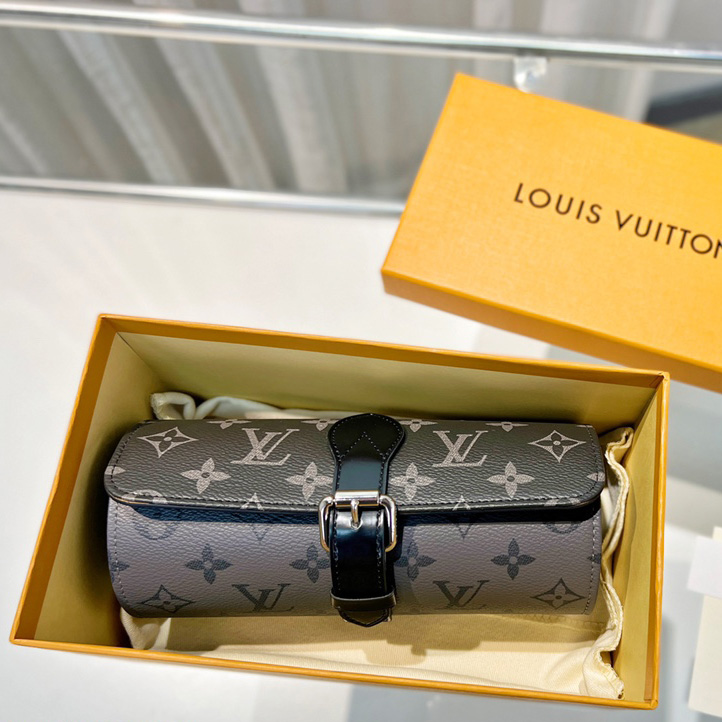 Louis Vuitton  3 Watch Case    - DopestKickz