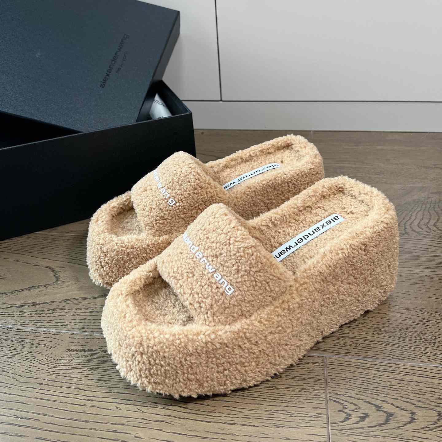 Alexander Wang Slide - DopestKickz