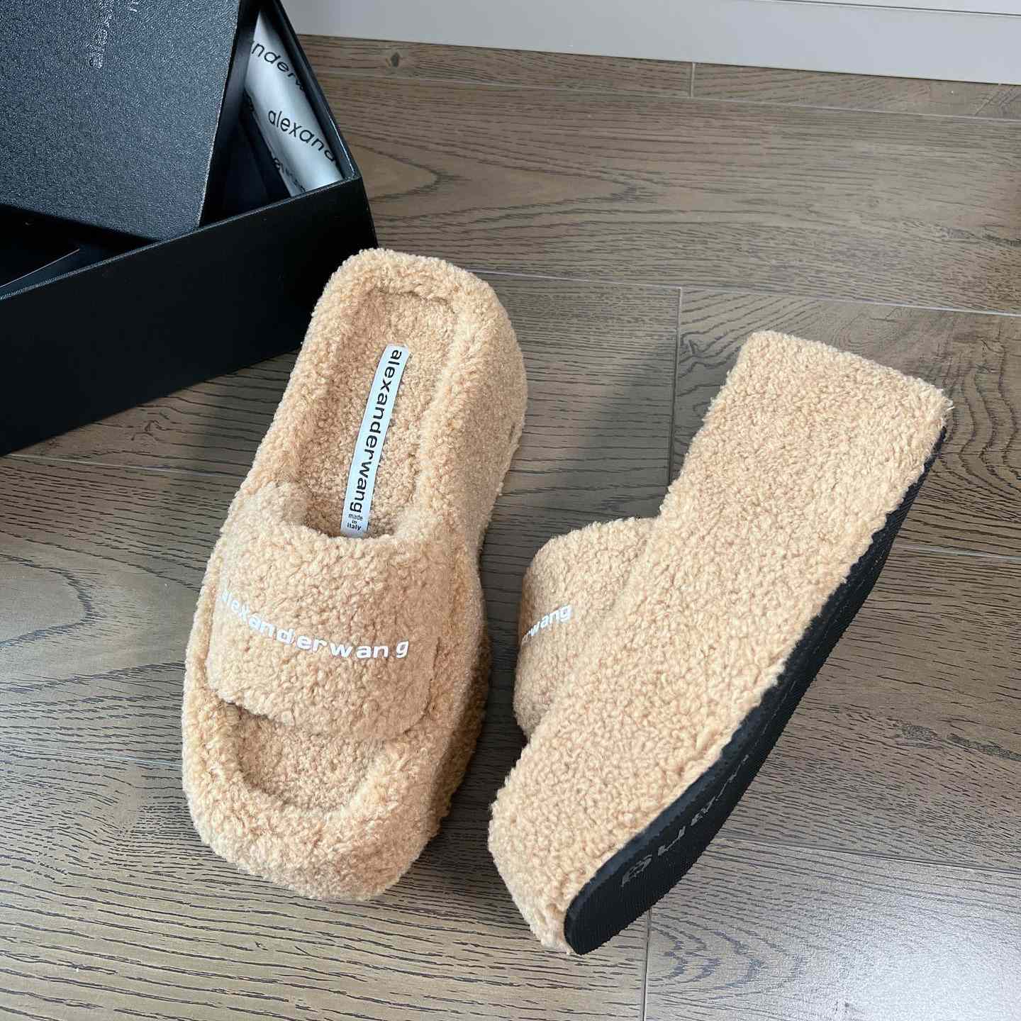 Alexander Wang Slide - DopestKickz