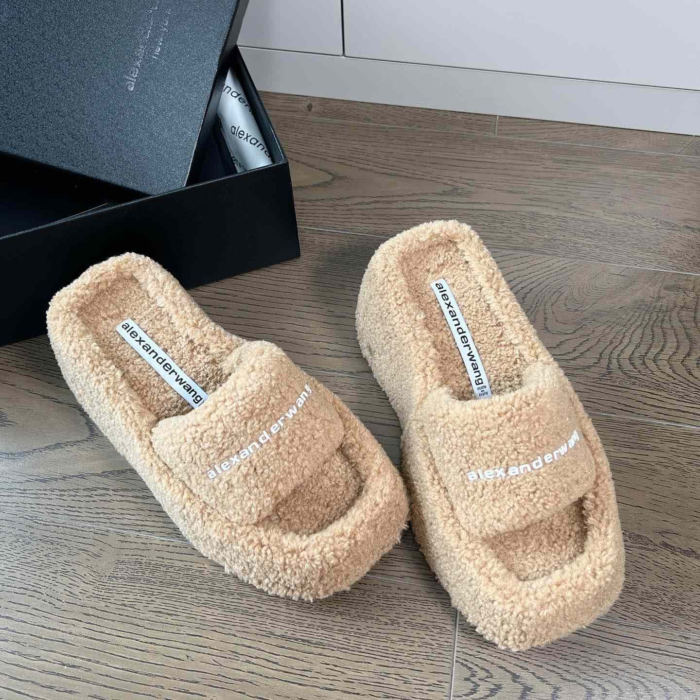 Alexander Wang Slide - DopestKickz
