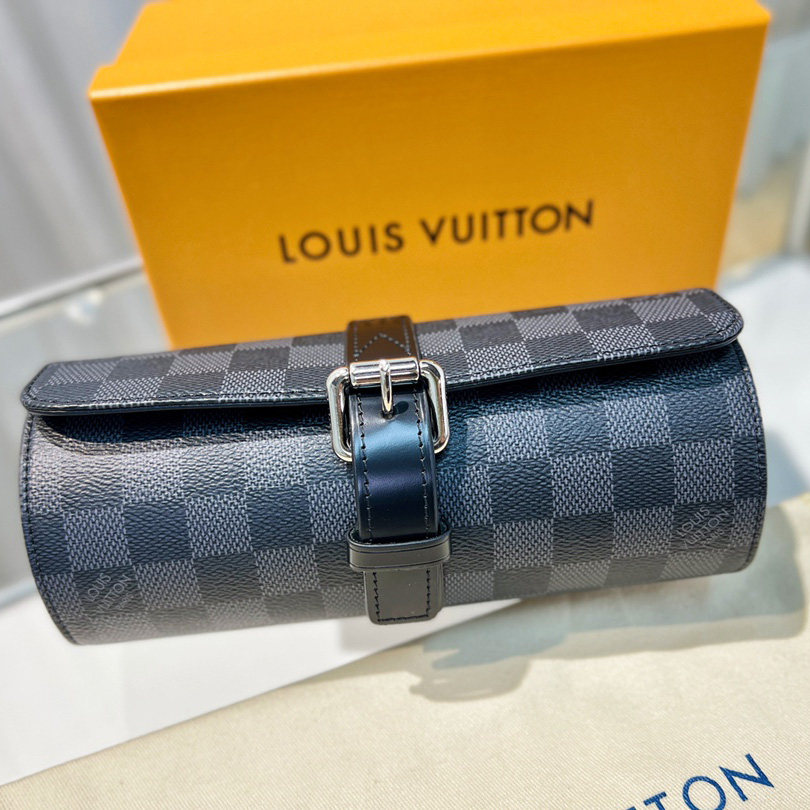 Louis Vuitton  3 Watch Case    - DopestKickz