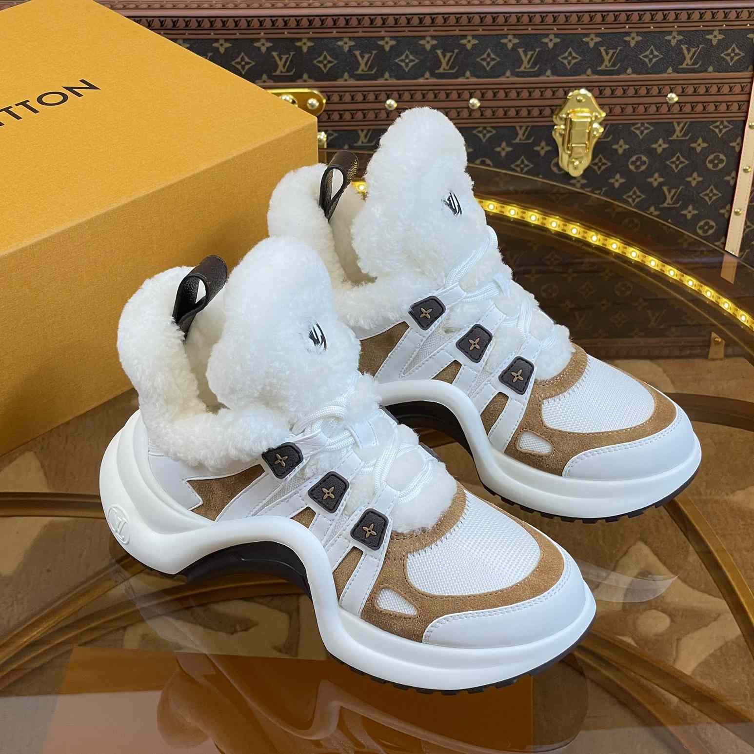 Louis Vuitton LV Archlight Sneaker       1AACQM - DopestKickz