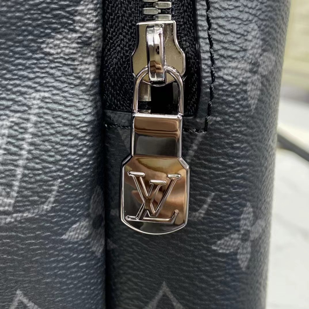 Louis Vuitton Discovery Backpack PM (37-40-20cm)   M43186 - DopestKickz