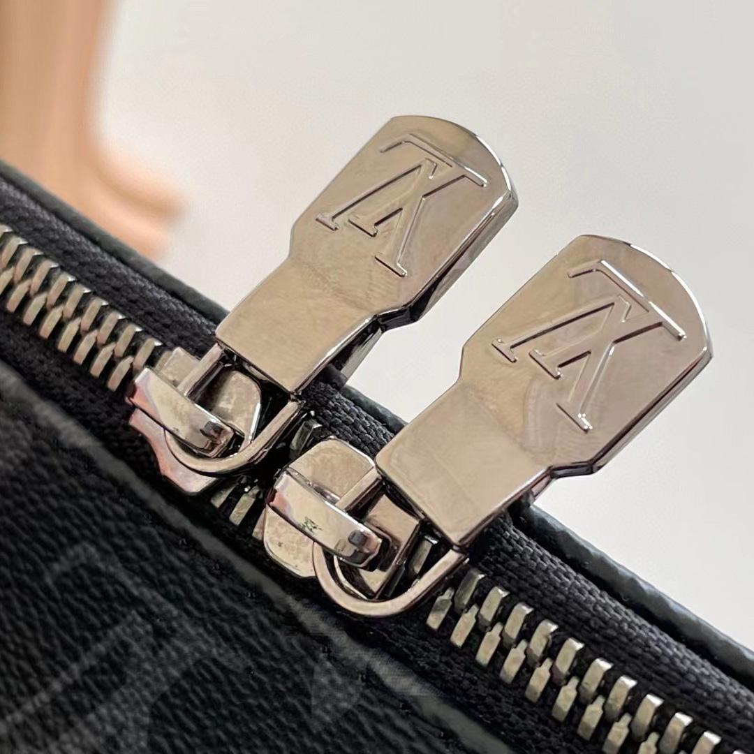 Louis Vuitton Discovery Backpack PM (37-40-20cm)   M43186 - DopestKickz