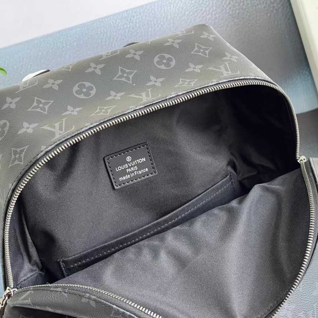 Louis Vuitton Discovery Backpack PM (37-40-20cm)   M43186 - DopestKickz