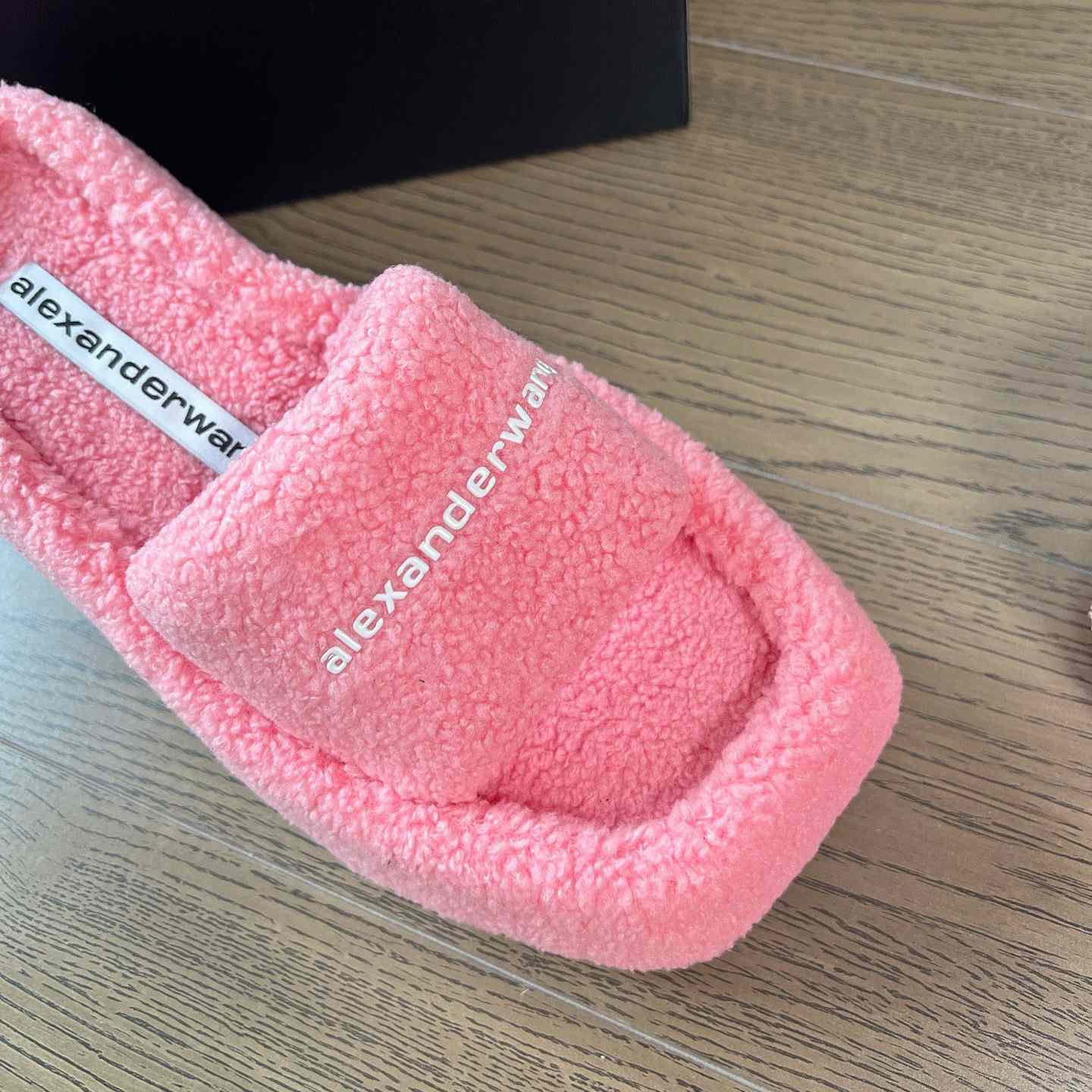 Alexander Wang Slide - DopestKickz